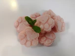 Alexander’s Natural Strawberry Kefir Paws